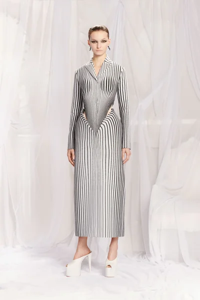Look 2